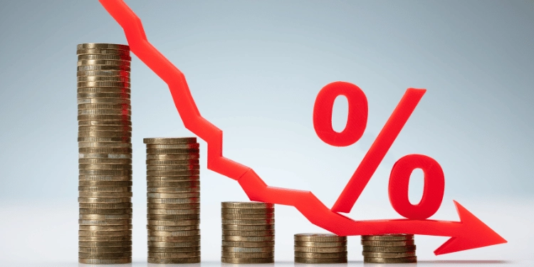 BoE's Landmark Rate Cut: What the 5-4 Split Vote Means for Your Money